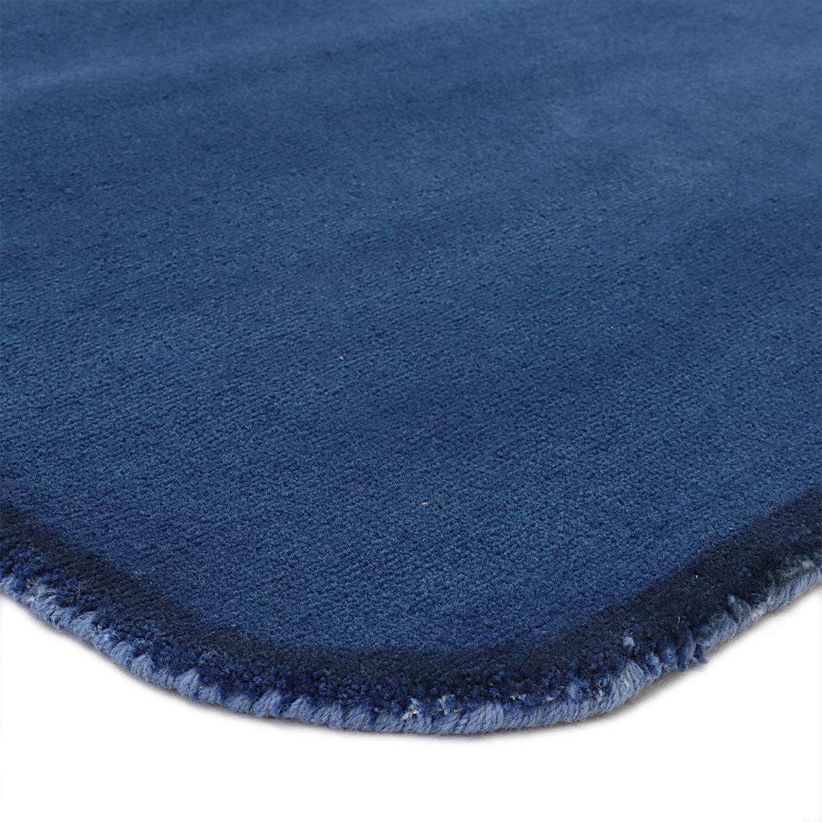 Buy Modern and Classic Rugs for Living Room Decor